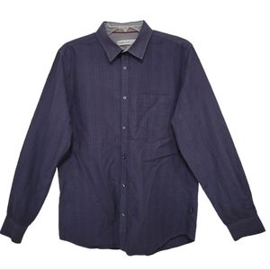 Calvin Klein men's longsleeve button down dress shirt size Medium